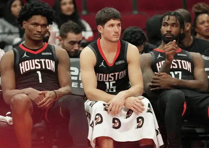 火箭与森林狼排名争夺战升级，胜负将决定季后