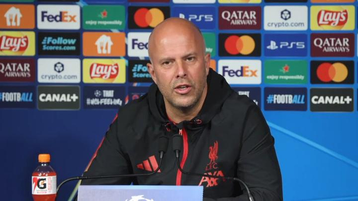 利物浦主帅斯洛特：与巴黎对决需专注当下 历史