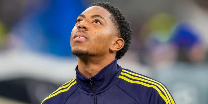 阿森纳青训双星或遭高价出售引球迷不满